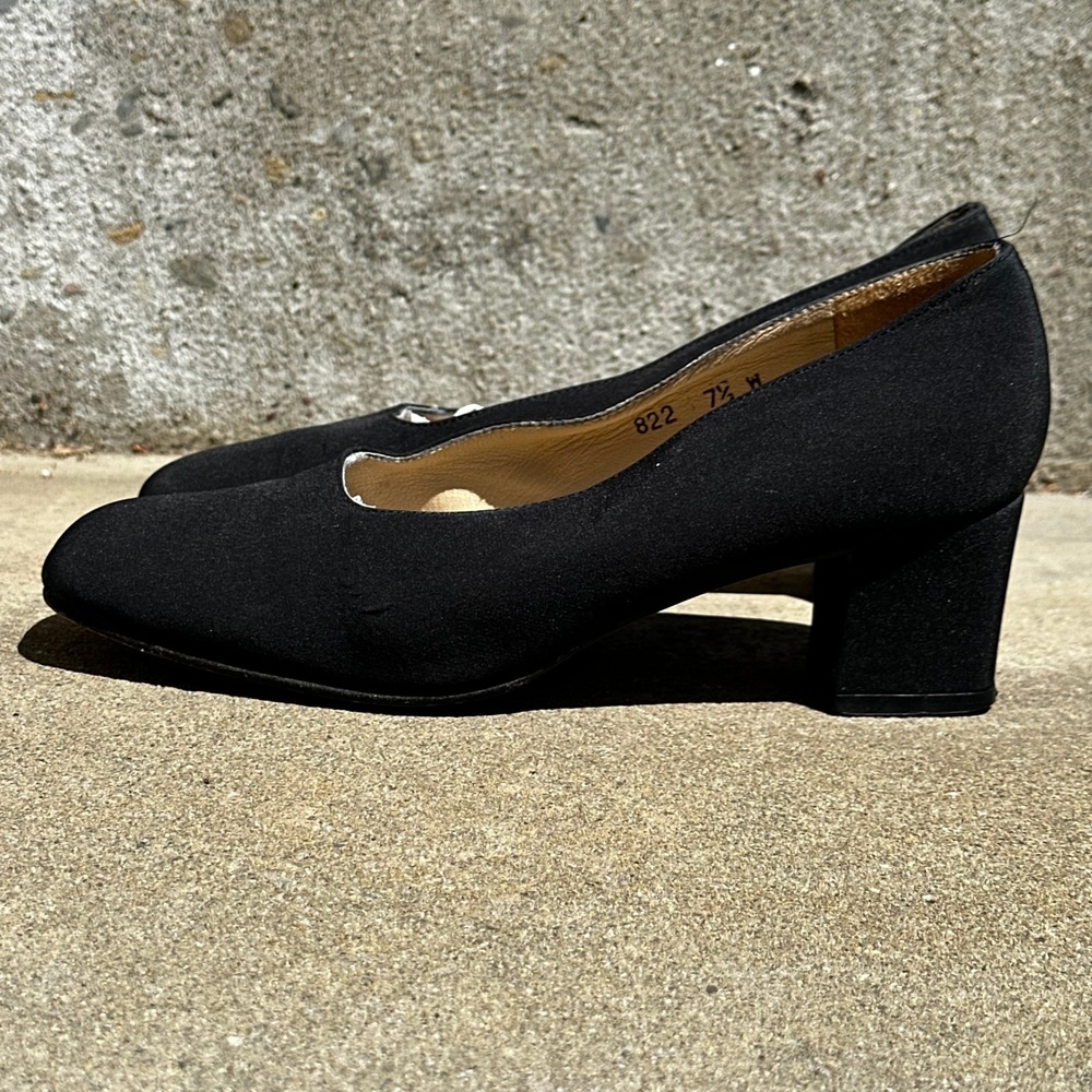 Enzo Angiolini Black Satin Square Toe Block Heel Pumps Made in Spain 7.5W
